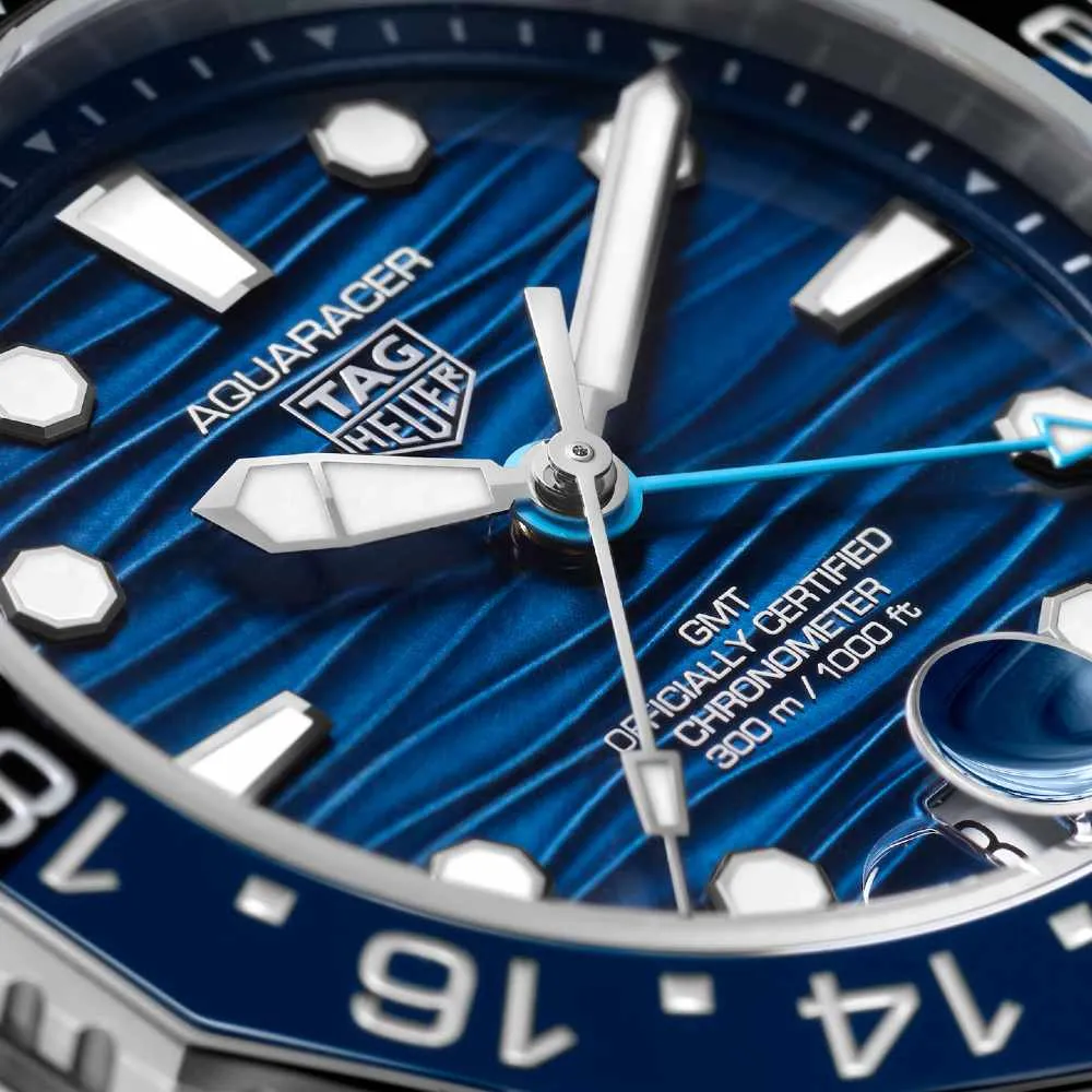tag-heuer-aquaracer-professional-300-gmt_wbp5114-ft6259-479e5cca