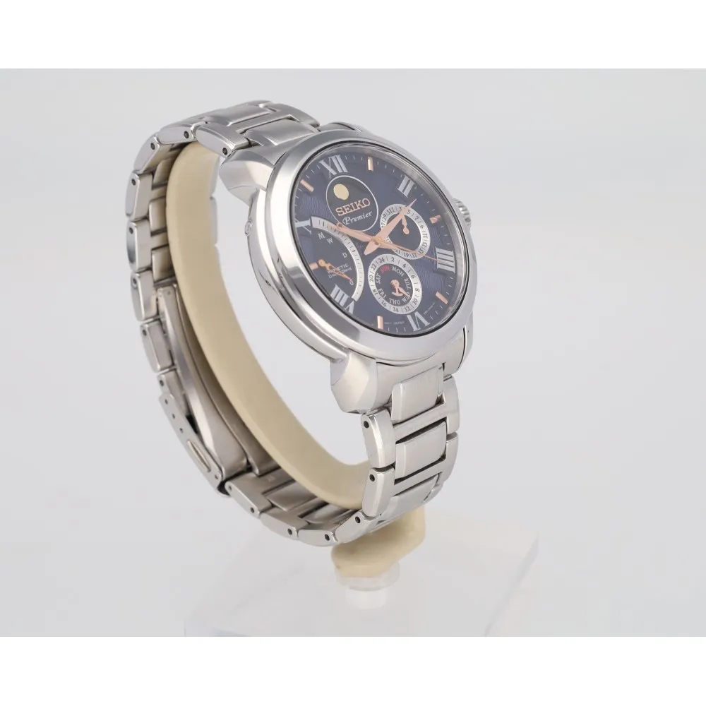 premier-kinetic-direct-drive-moonphase_4-26876-8c42eec8