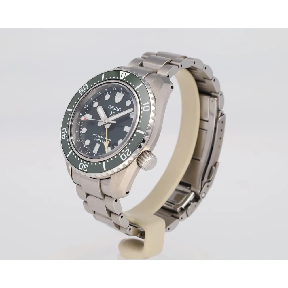 prospex-marine-green-gmt_4-26878-44f1ca65