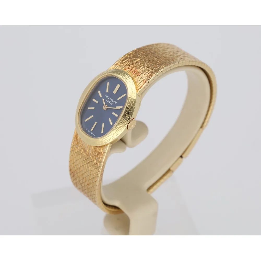 glden-ellipse-lady_4-30596-1411760a