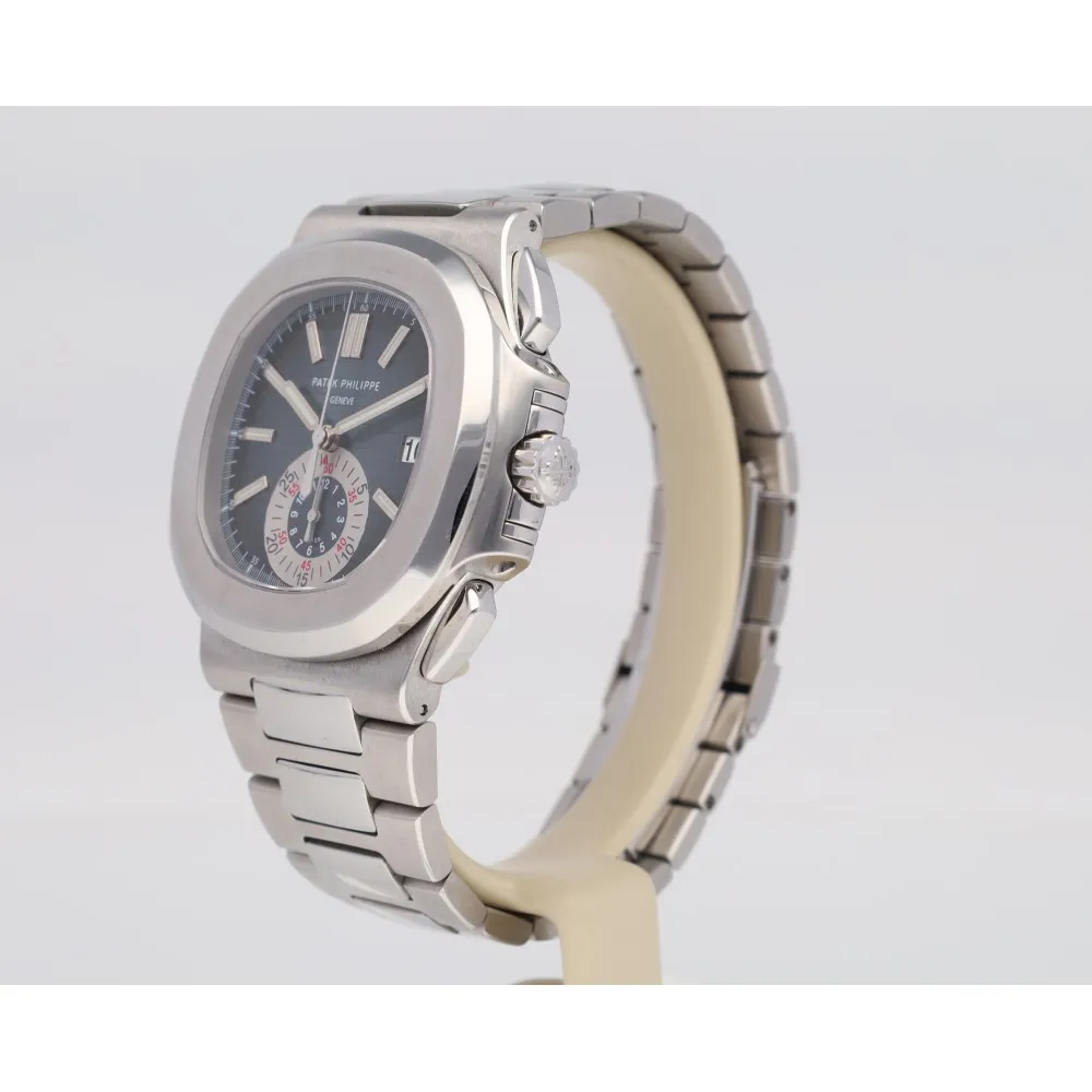 nautilus-5980_nautilus-chronographe-d2f70541