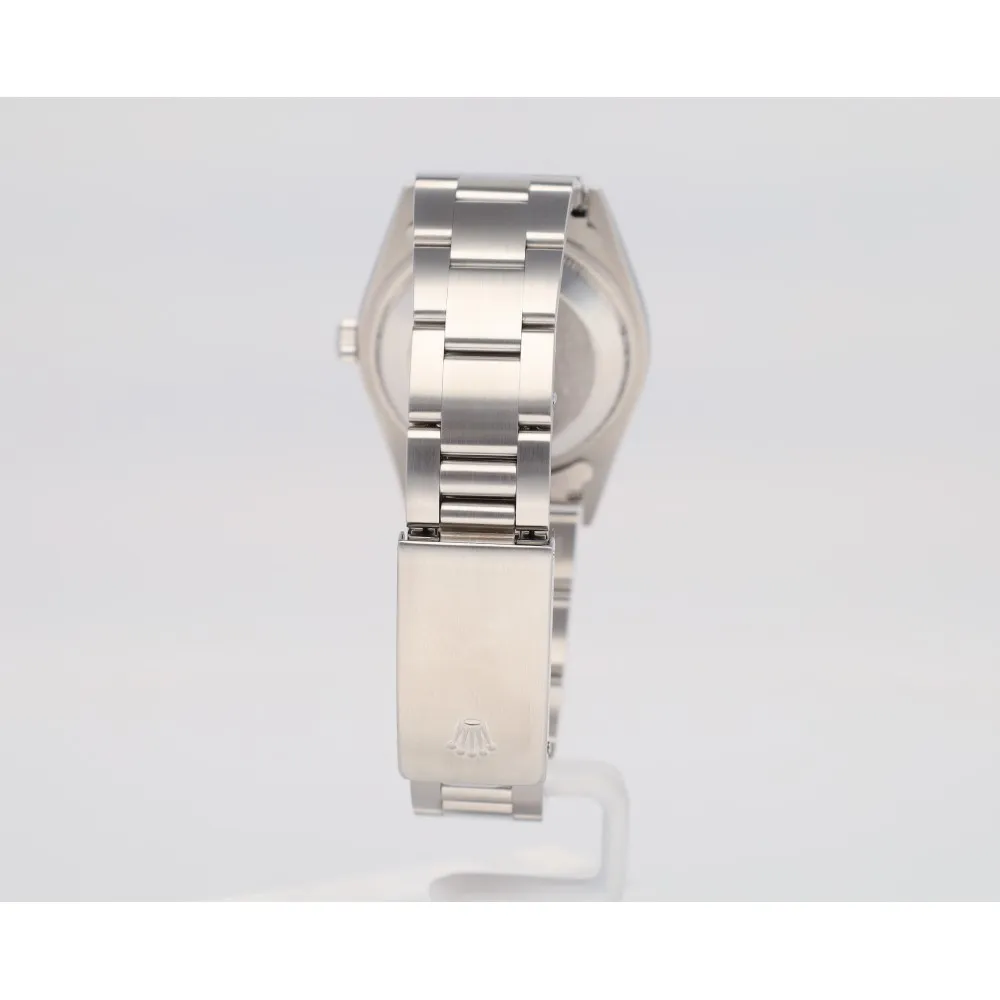 oyster-perpetual-date_4-24641-072e265b