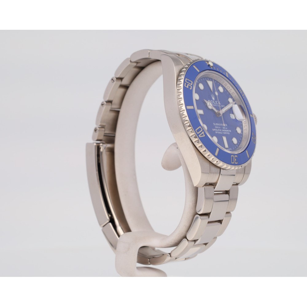 submariner-date_4-23643-c04fccf9