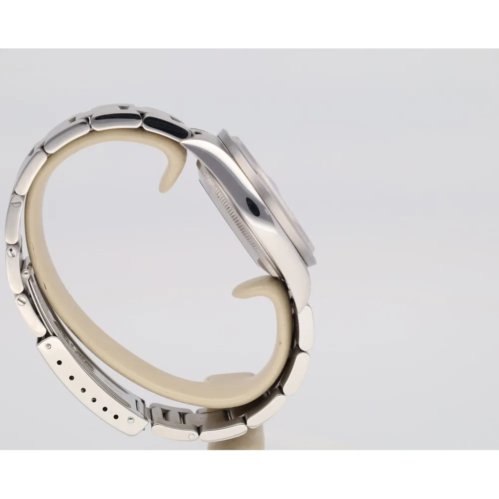 oyster-perpetual-date_4-25298-4e81fc5e