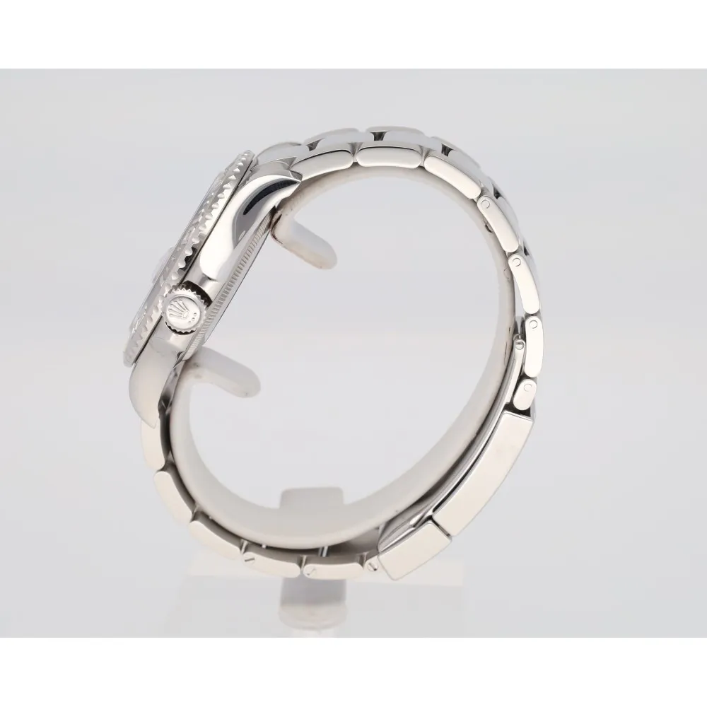 yacht-master-40_4-27046-11018ca7