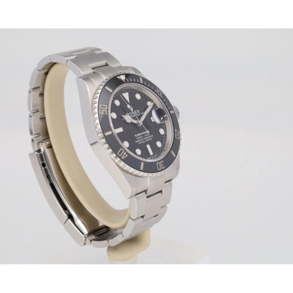 submariner-date_4-26172-653b6e03