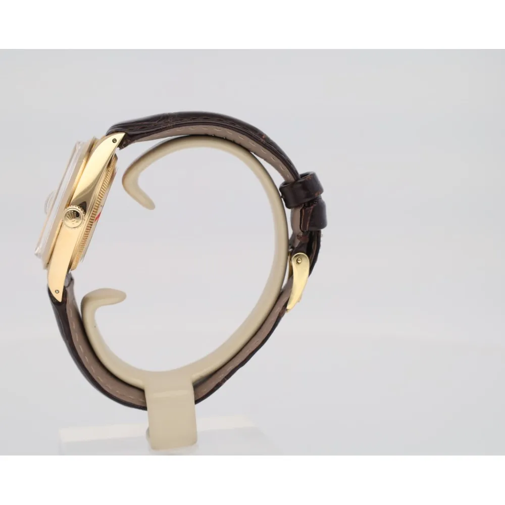 oyster-perpetual-date_4-26775-bf5bbd38