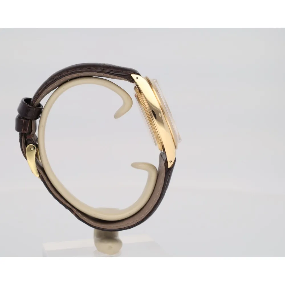 oyster-perpetual-date_4-26775-e9a51775