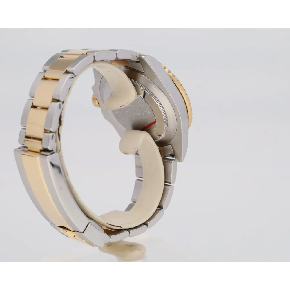 submariner-date_4-26903-56a0ca2e