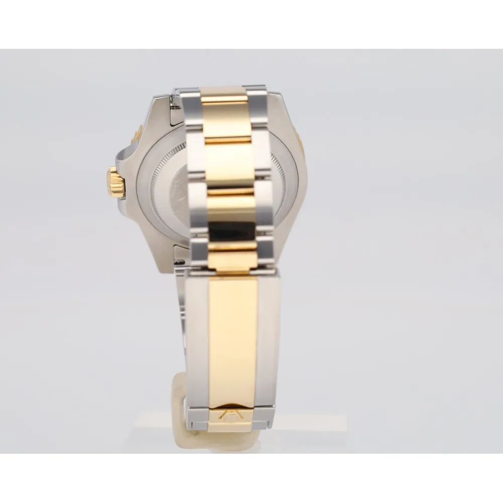 submariner-date_4-26903-bd3fcb3b