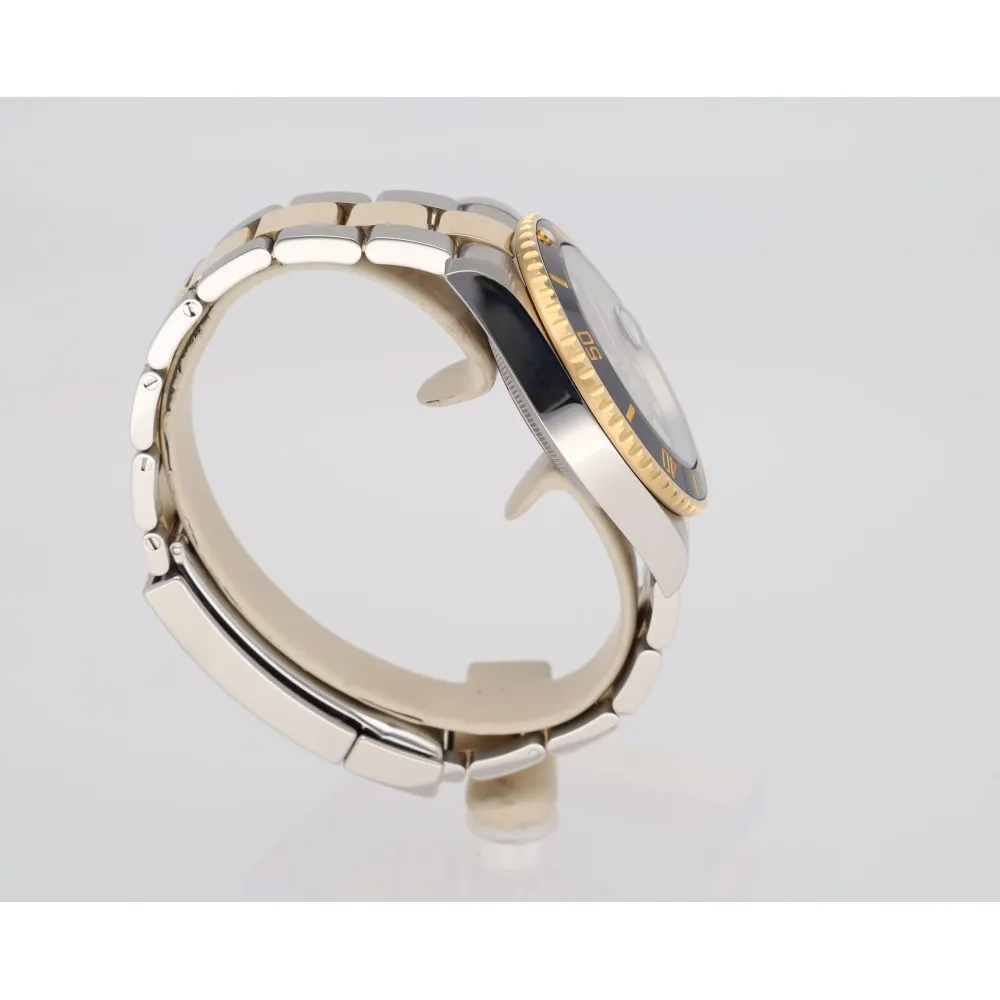 submariner-date_4-27140-330c8b0e