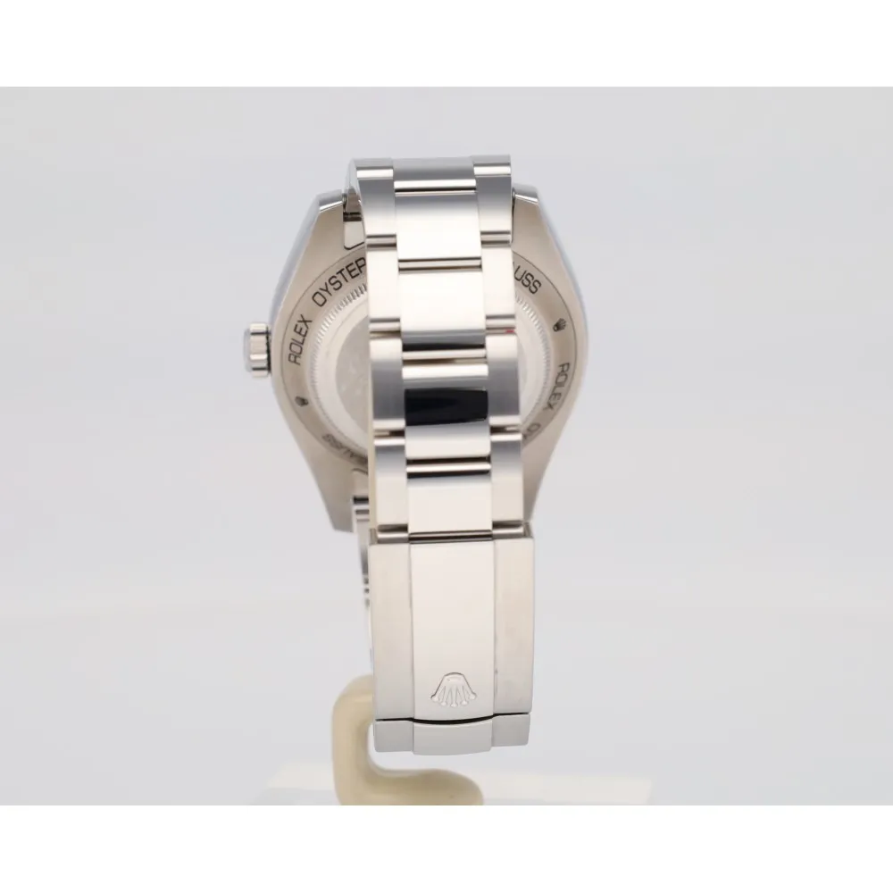 milgauss_4-27056-5cf176a3