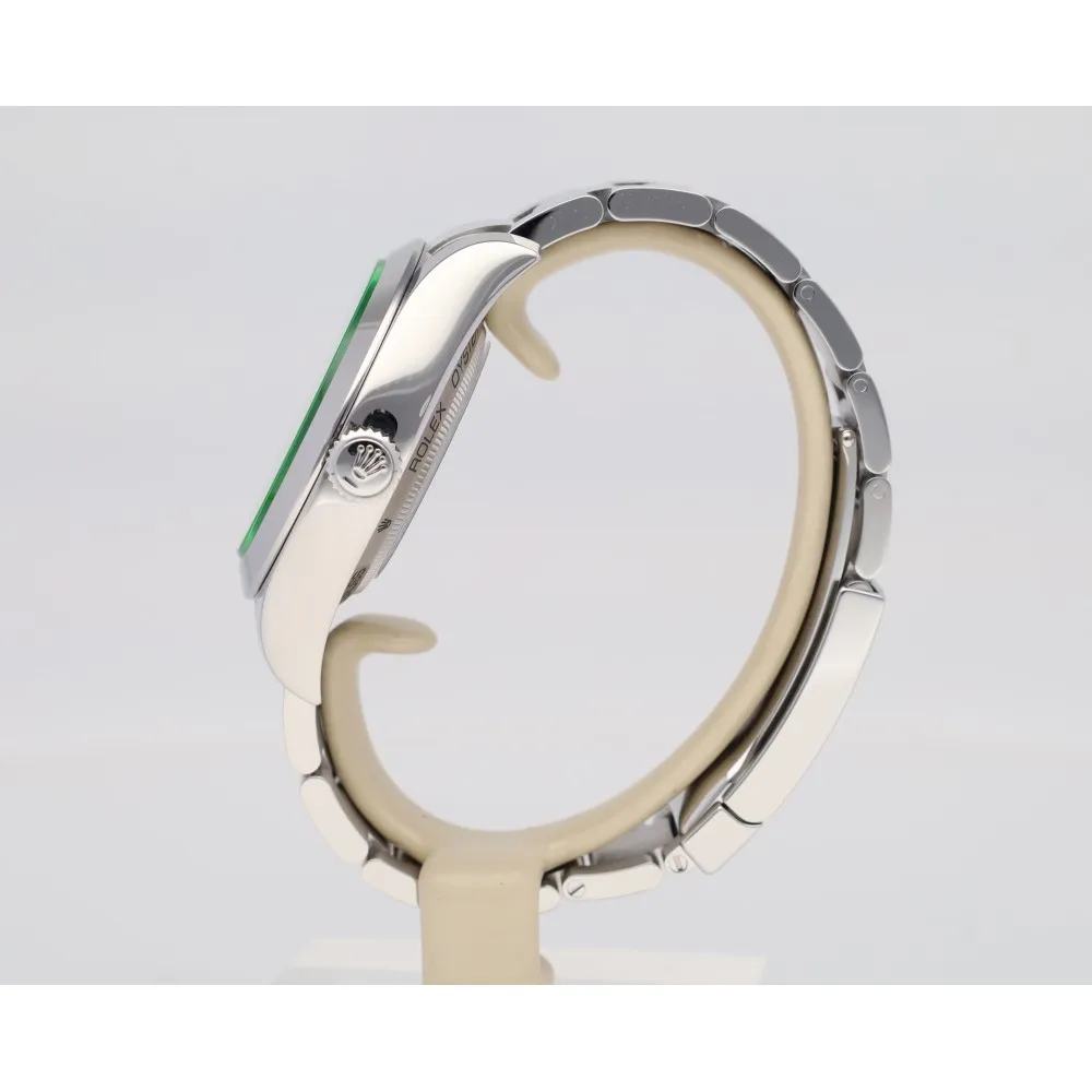 milgauss_4-27056-7d0d2f8f