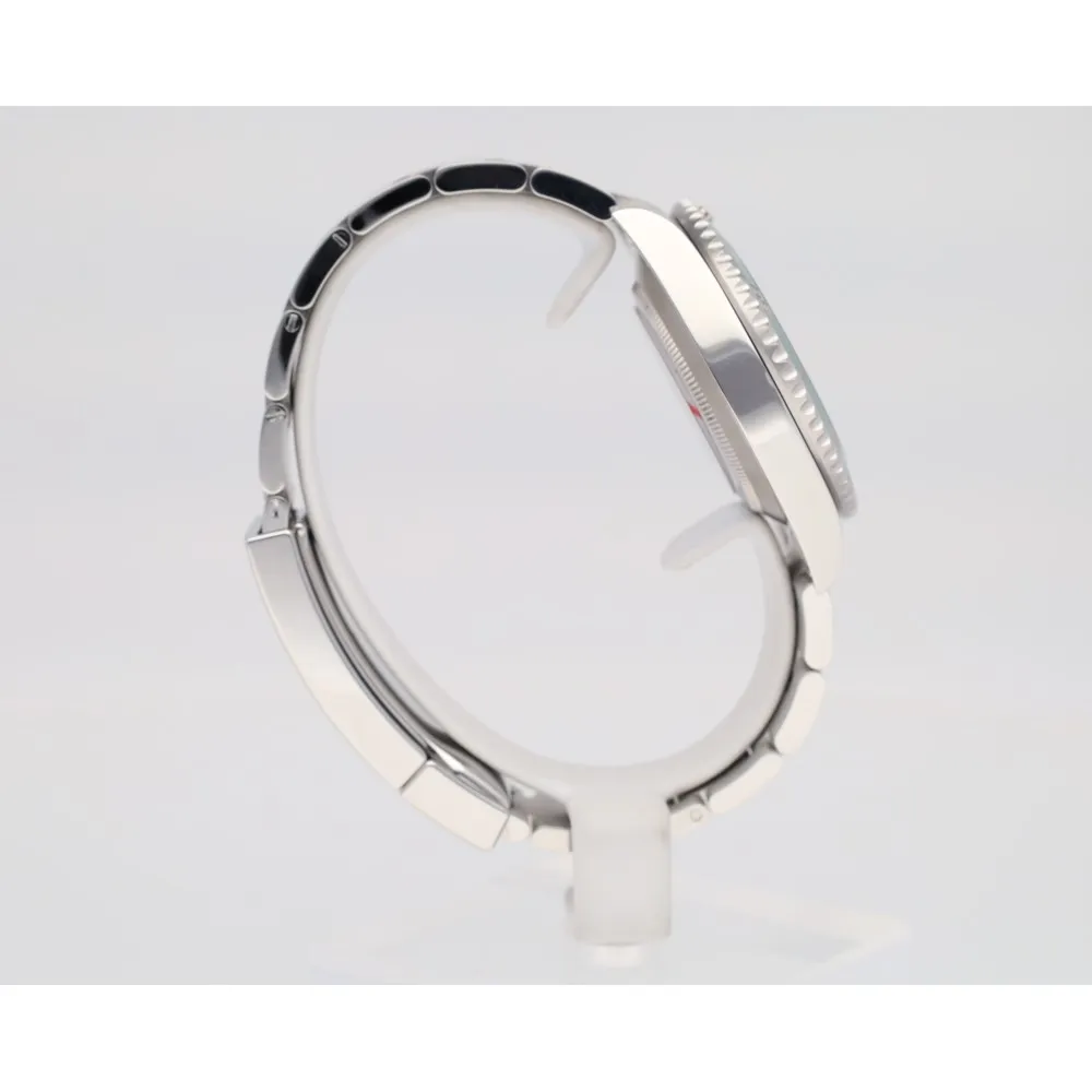submariner-date_4-25499-e1475f24