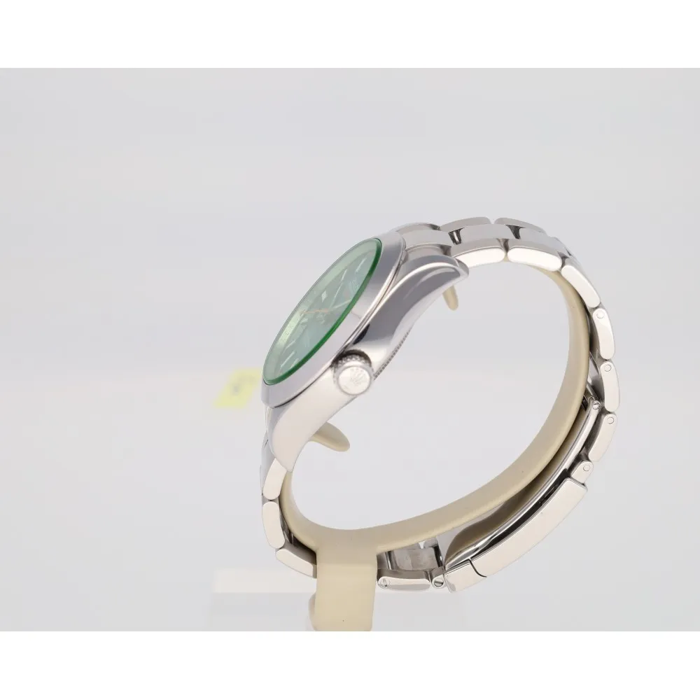 milgauss_4-25269-e6dafb9d