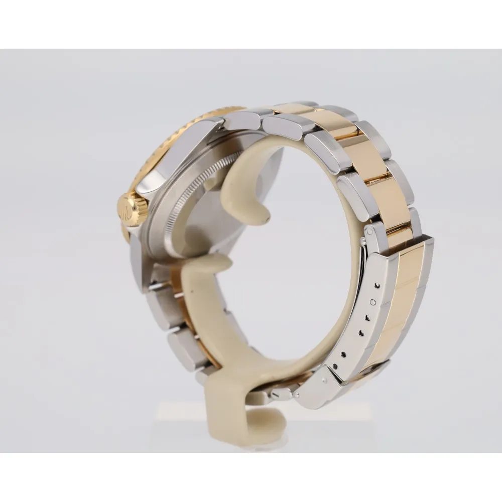 submariner-date_4-26098-7df41da0