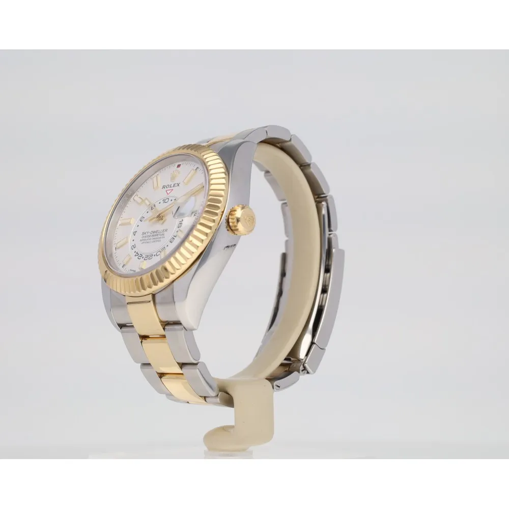 sky-dweller_4-27257-3ec31472