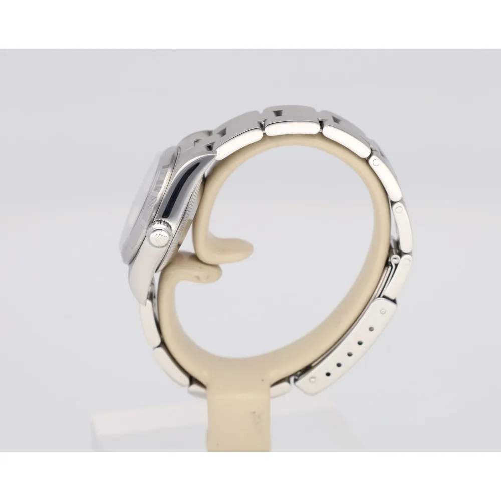 oyster-perpetual-26_4-27049-03bc079a