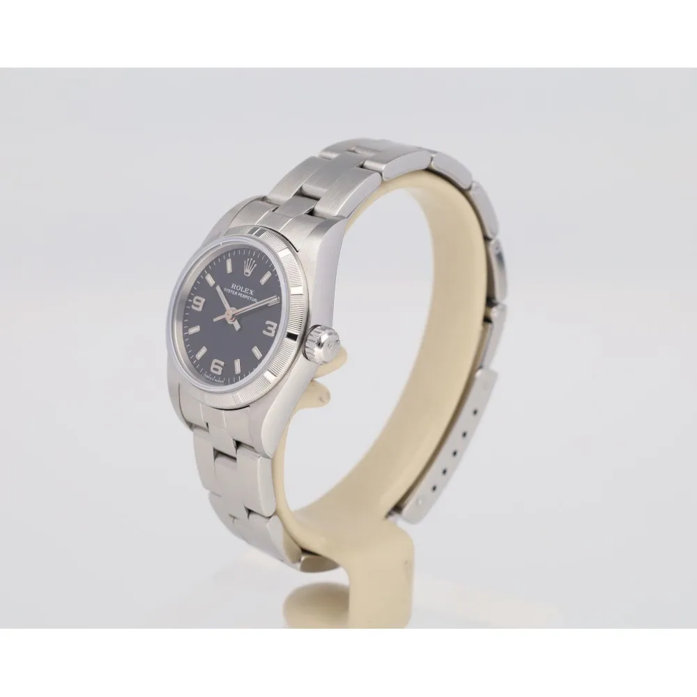 oyster-perpetual-26_4-27049-69e8fd92