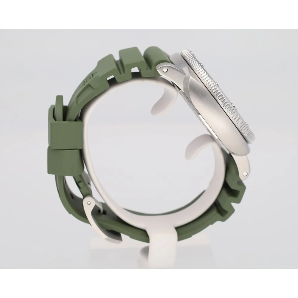 submersible_4-28386-5ac48770