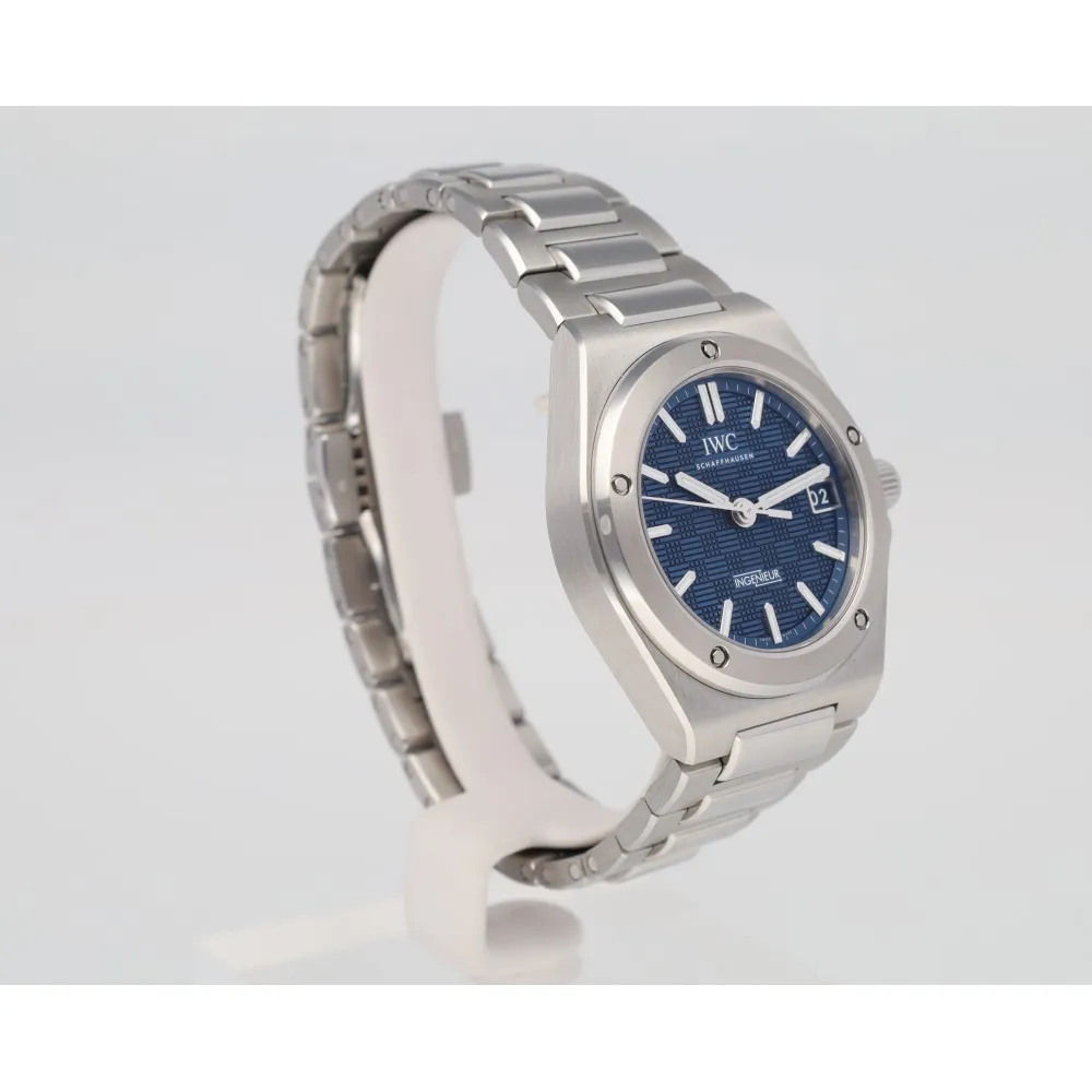 ingenieur-auto-35_4-30378-814a9580