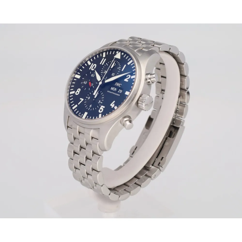 pilot-chronograph_4-28375-cd29b5f7