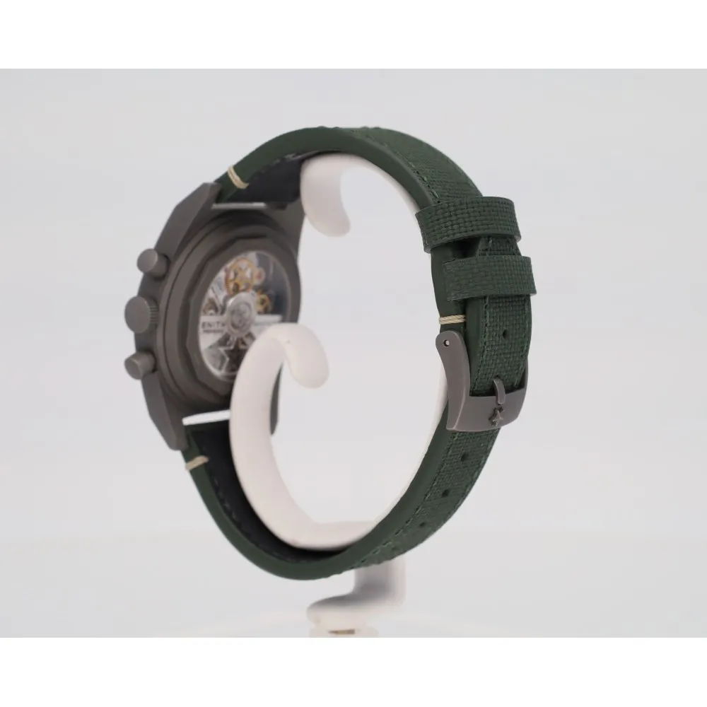 chronomaster-revival-shadow-37_4-29743-1009a93b