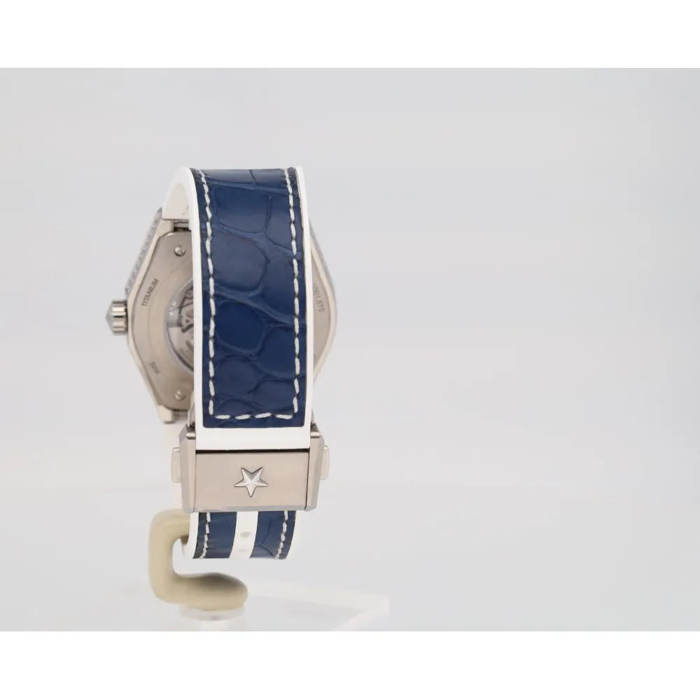 defy-classic-jewelry-titane_4-25902-56123e7c