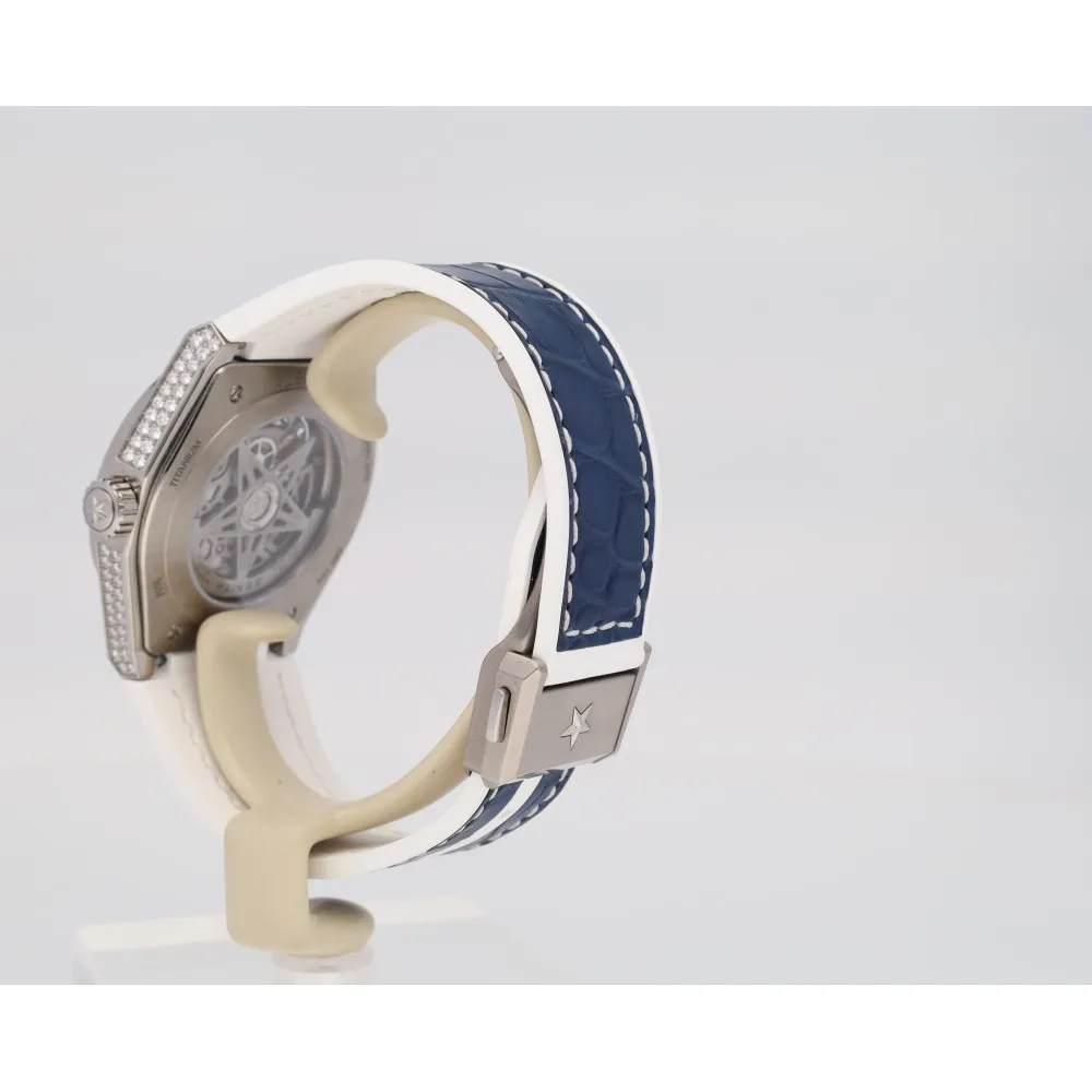 defy-classic-jewelry-titane_4-25902-b6b94ca4