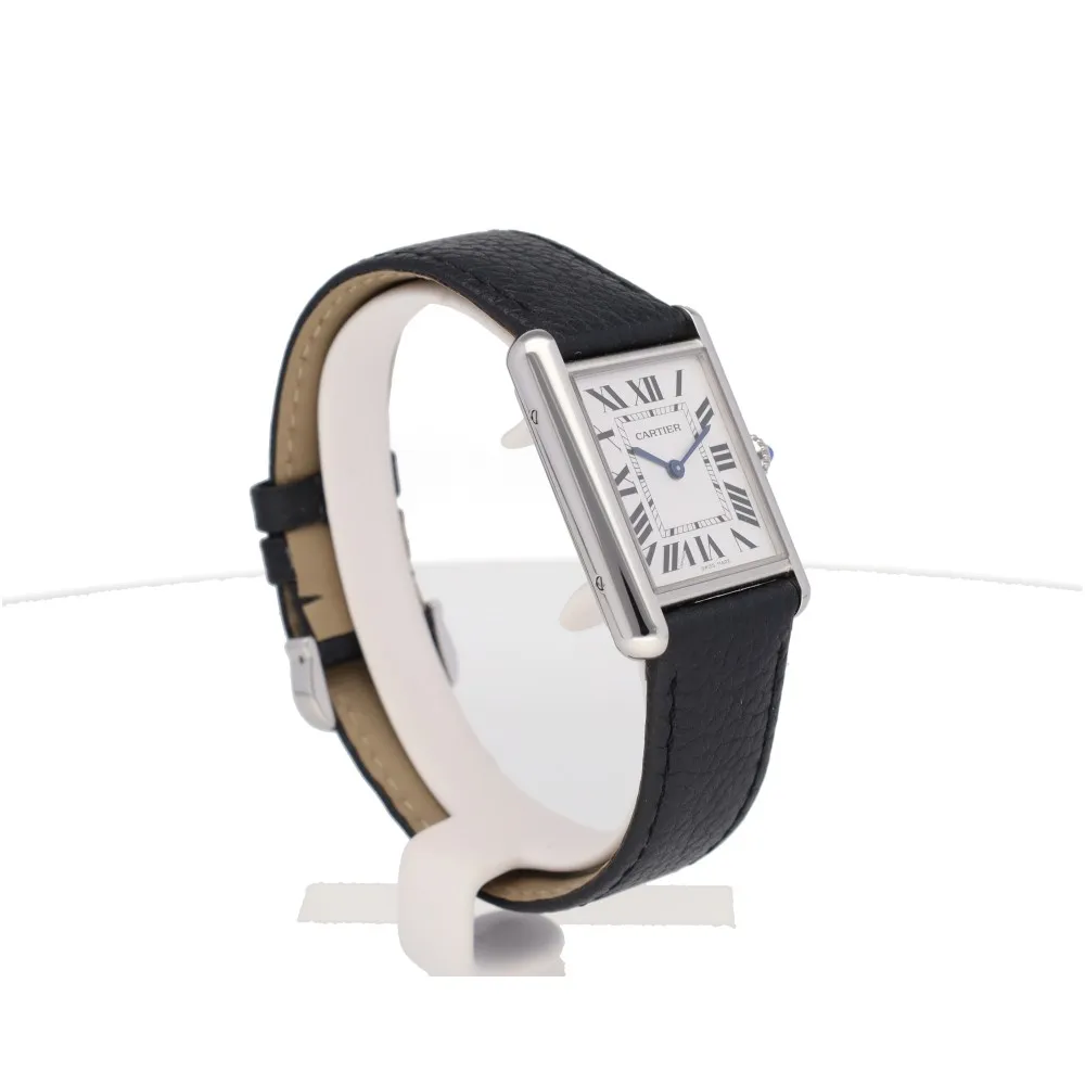 tank-must_4-28363-b4cd9244