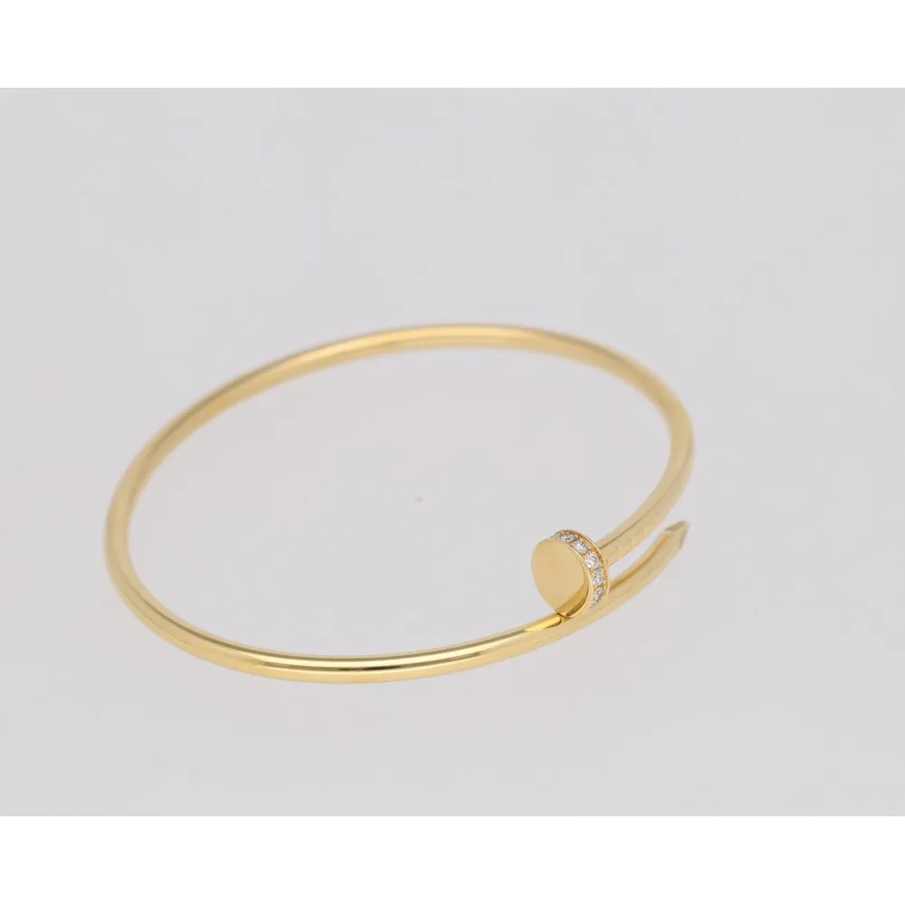 juste-un-clou-pm_4-27132-43a12936