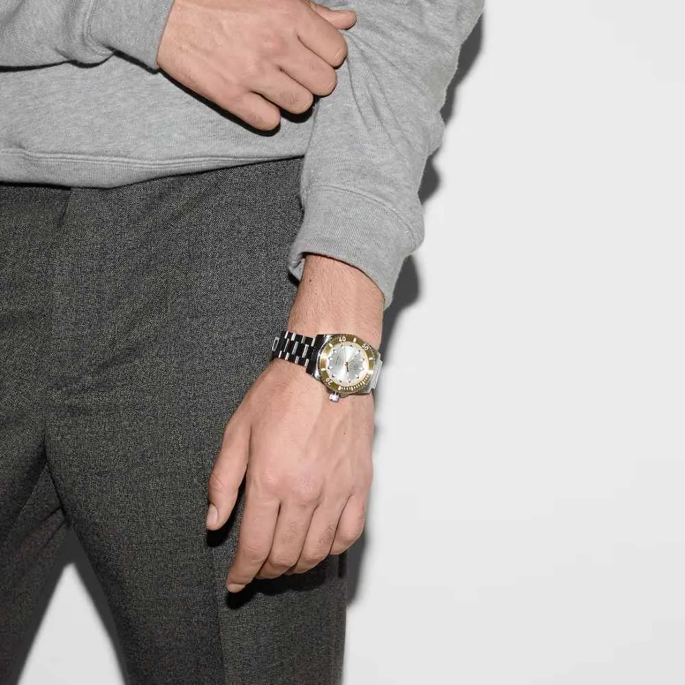 montre-gucci-dive-40-mm_796804-i1600-8489-0-51e34f0e