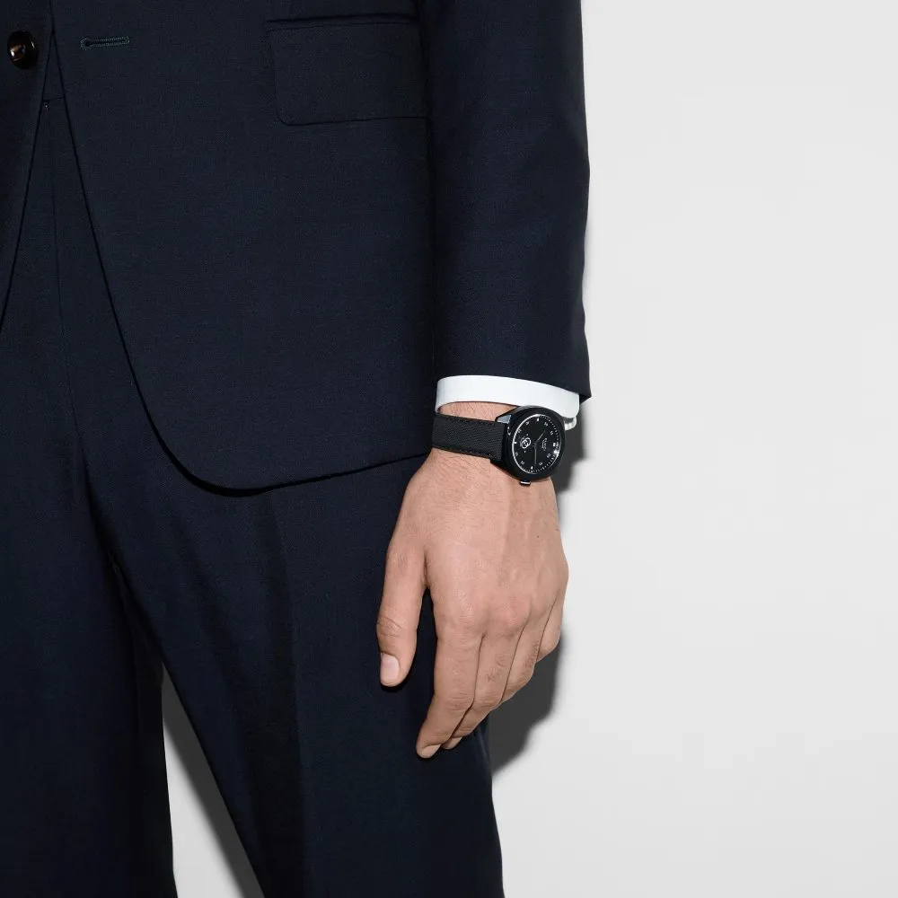 montre-gucci-interlocking-29mm_ya142511-0-2147bbc4