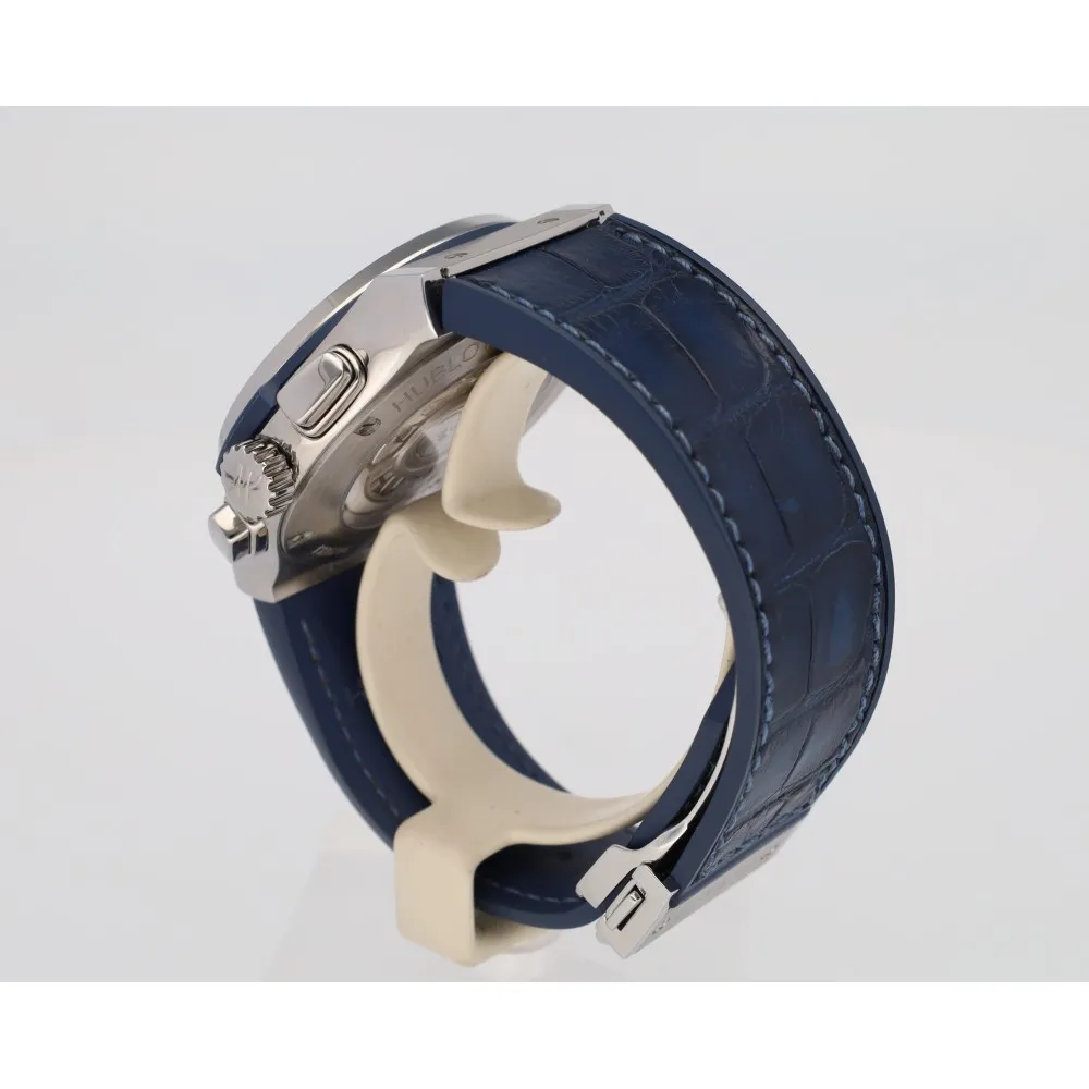 classic-fusion-chronograph-titane_4-27031-aa00927d