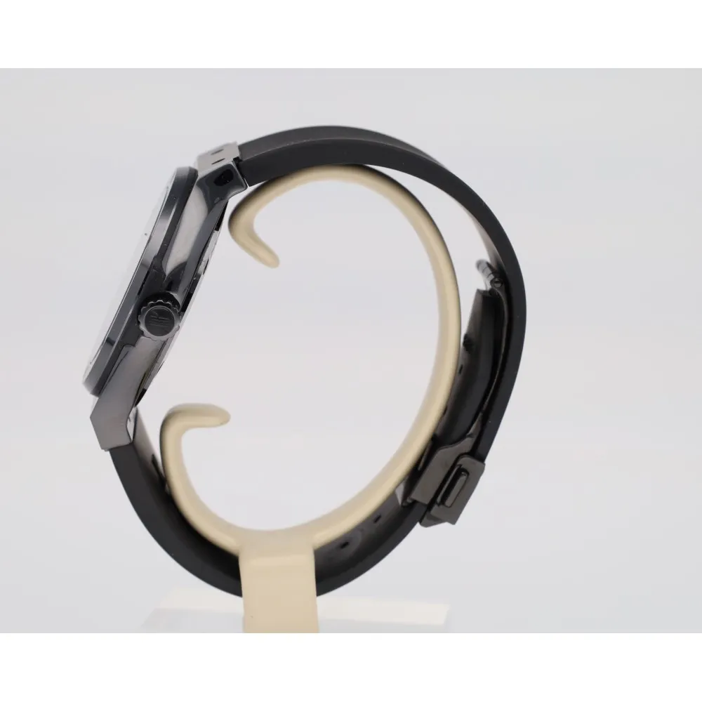 classic-fusion-black-magic-42_4-25627-84229ec9