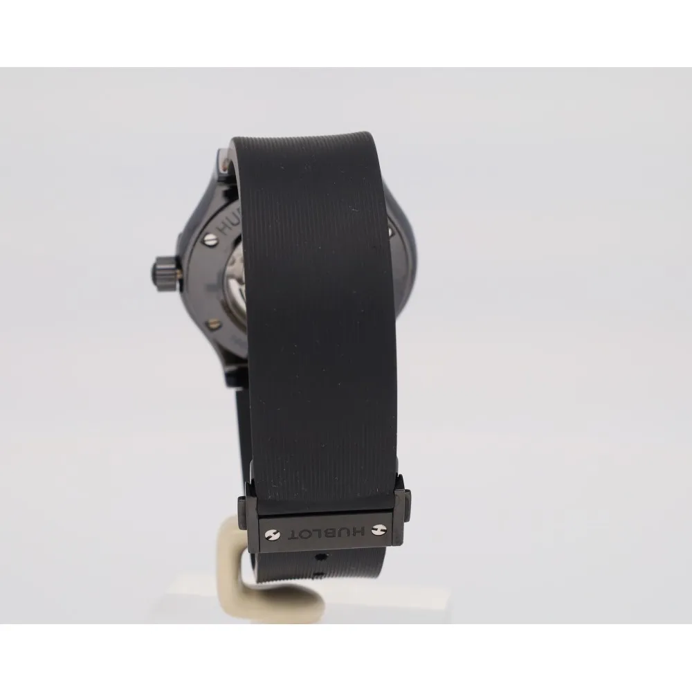classic-fusion-black-magic-42_4-25627-f803cff4