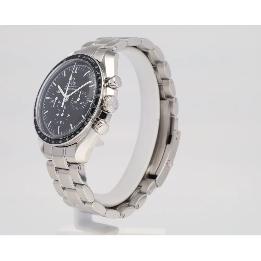 speedmaster-moonwatch_4-25010-a793e123