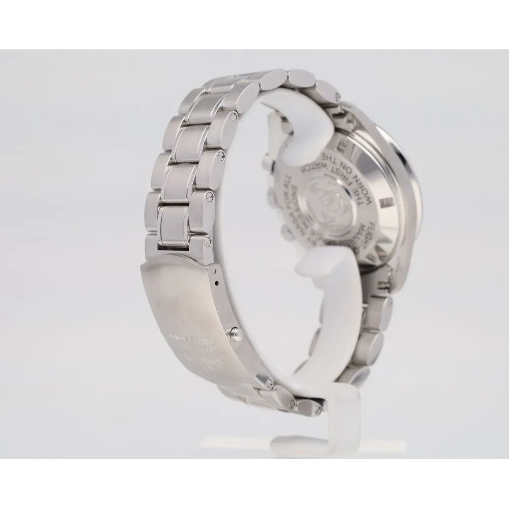 speedmaster-moonwatch_4-25010-b759c237
