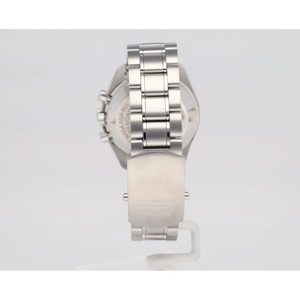 speedmaster-moonwatch_4-25010-fff6c328