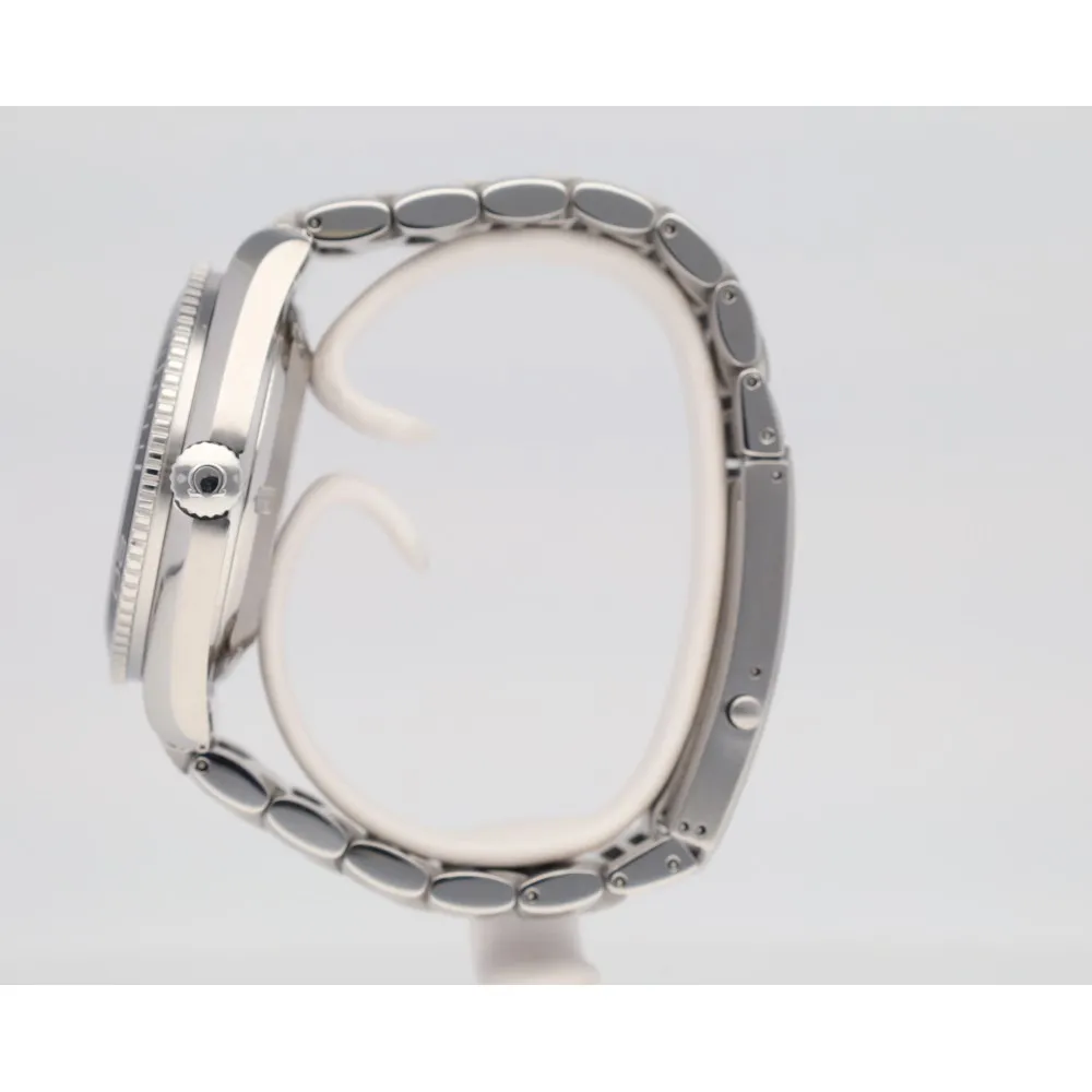 seamaster-planet-ocean-600_4-27998-1fa034d7