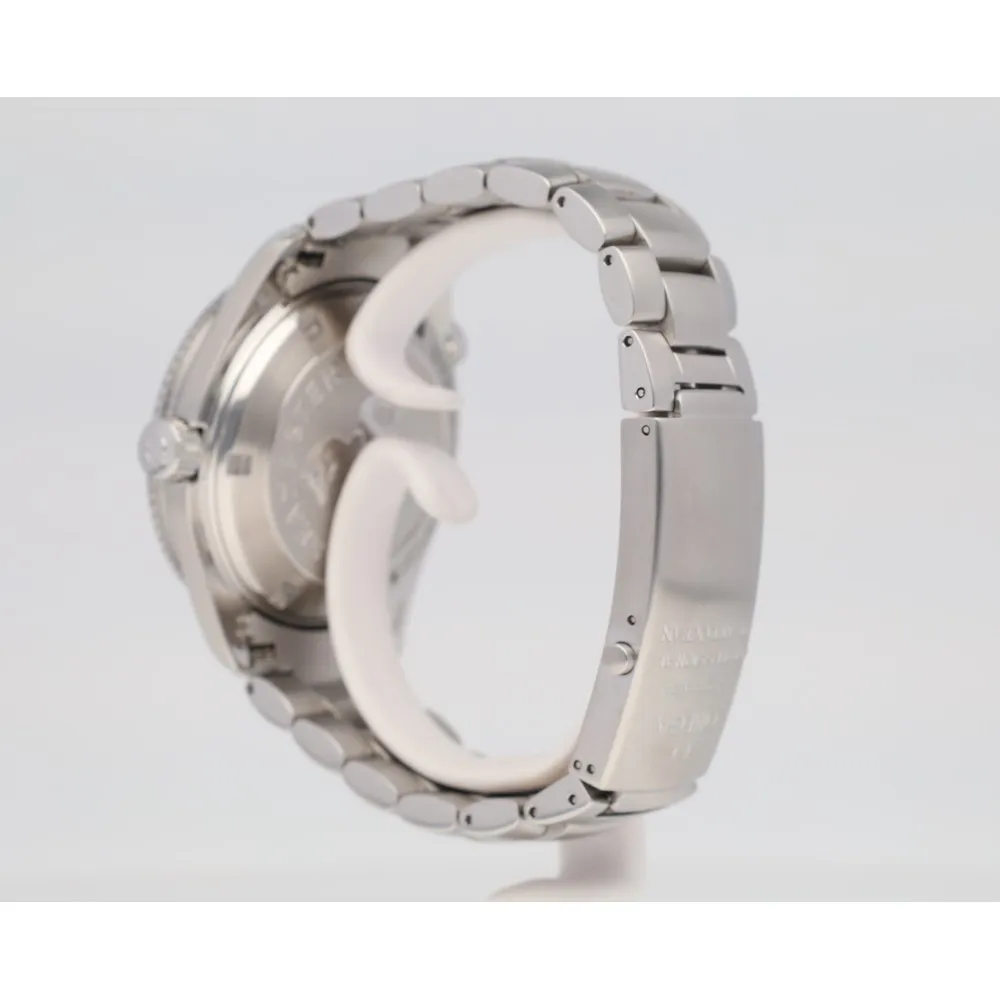 seamaster-planet-ocean-600_4-27998-a9b0fb37