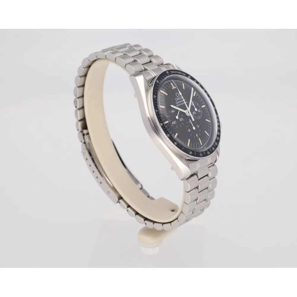 speedmaster-moonwatch_4-29052-3786ba72