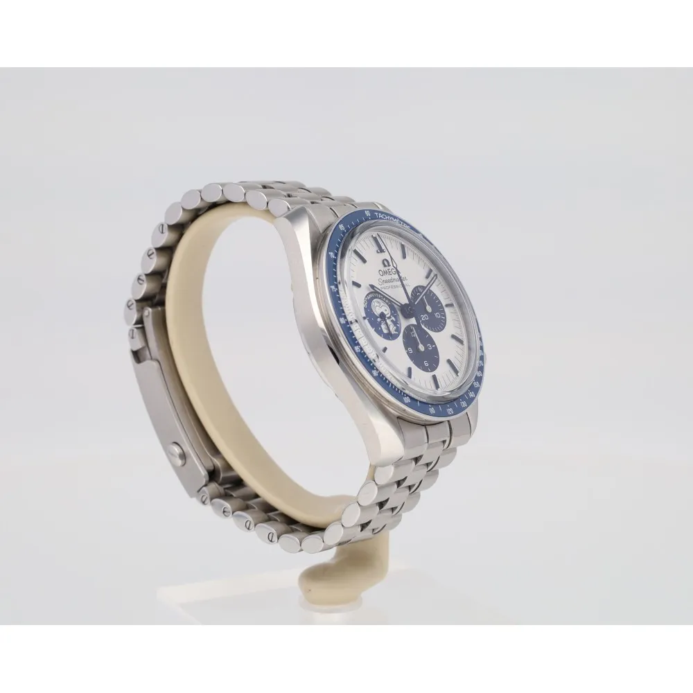 speedmaster-moonwatch-snoopy-award_4-27165-584309bf