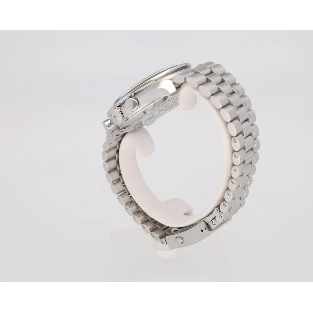 speedmaster-moonwatch_4-28478-073bde90