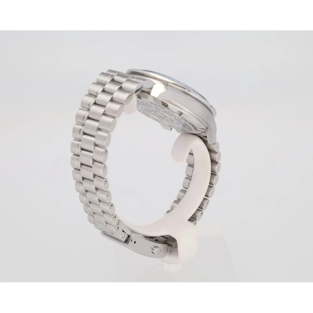 speedmaster-moonwatch_4-28478-61b833cd