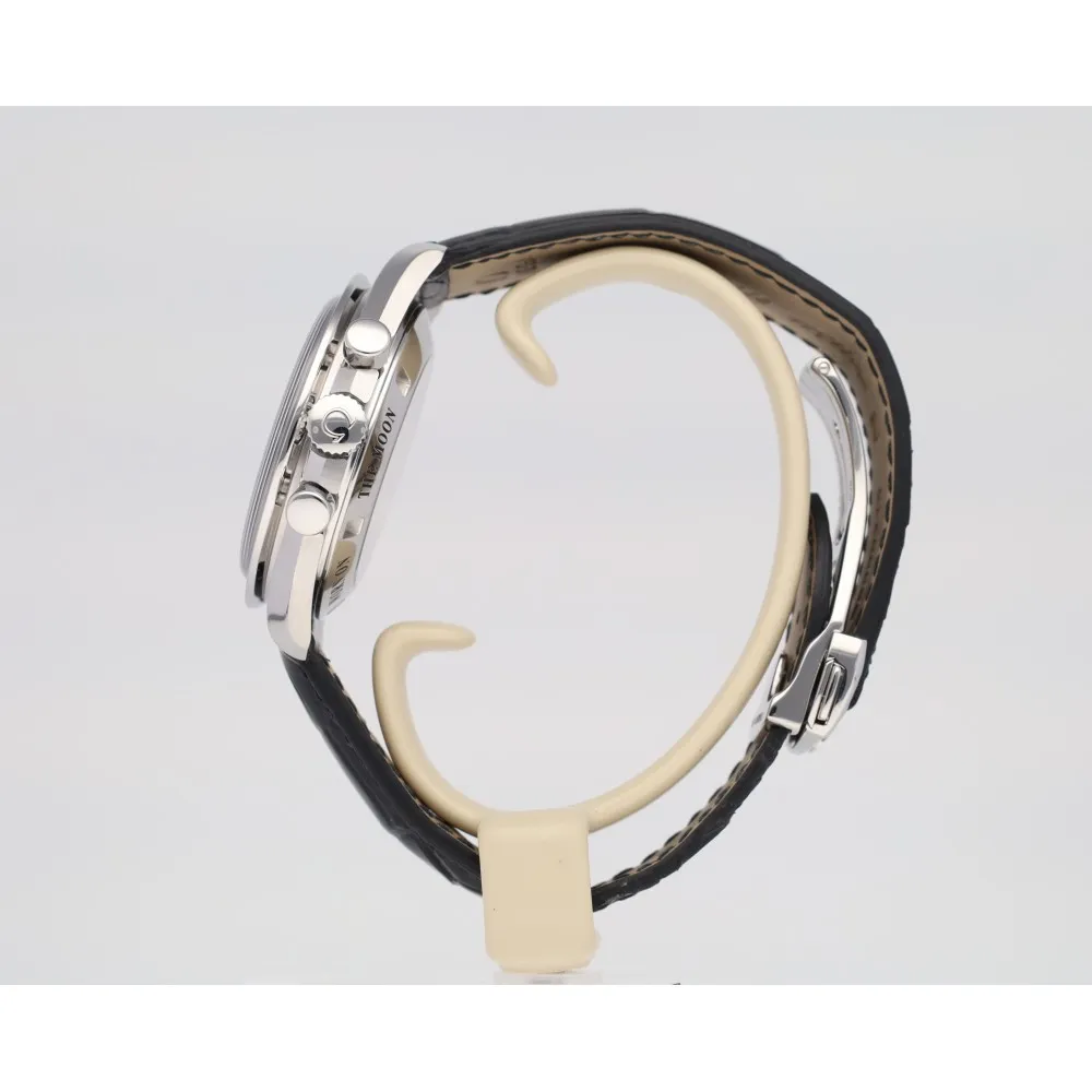 speedmaster-moonwatch_4-24809-e3ab5126