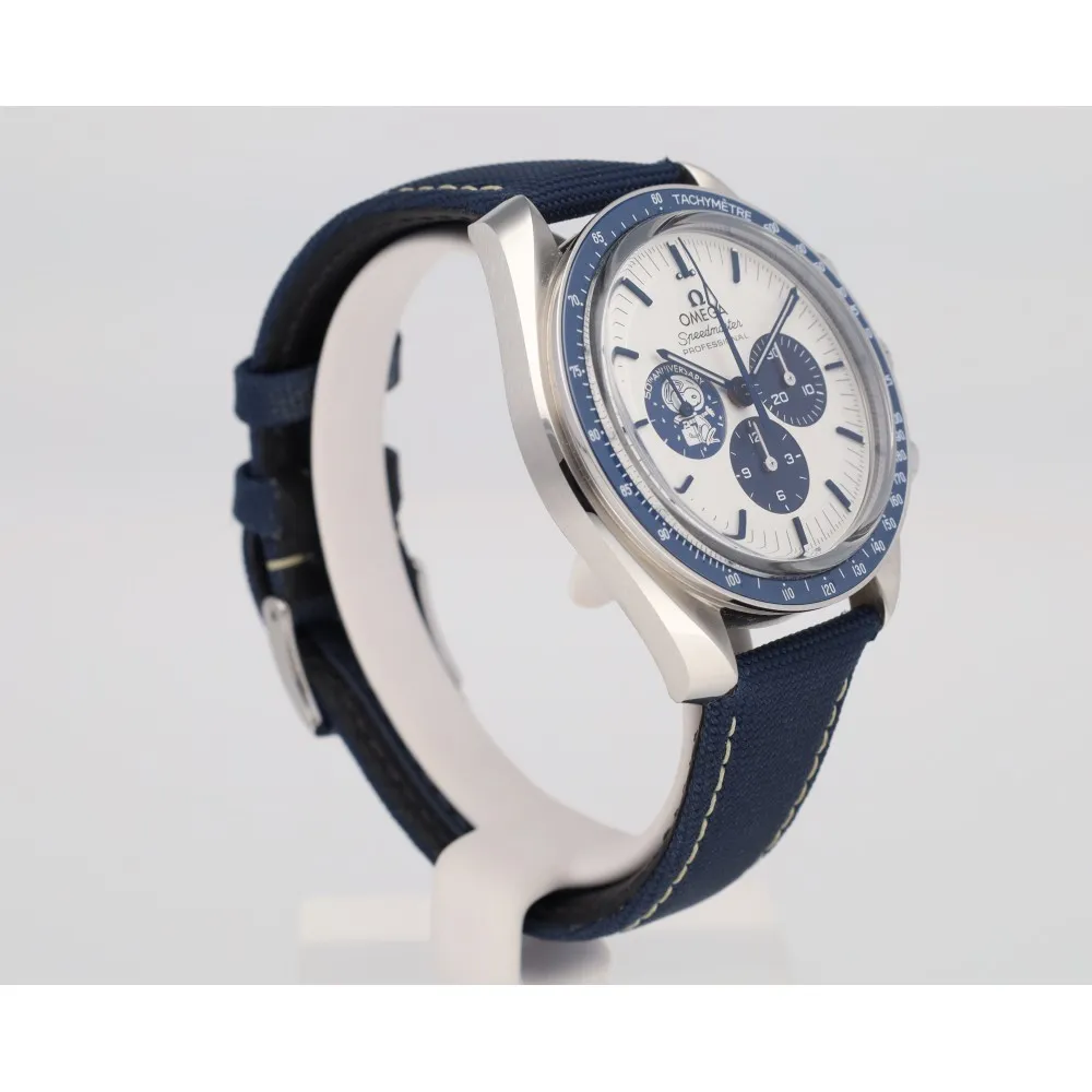 speedmaster-silver-snoopy-award-50th-anniversary_4-29412-ae87a1bd