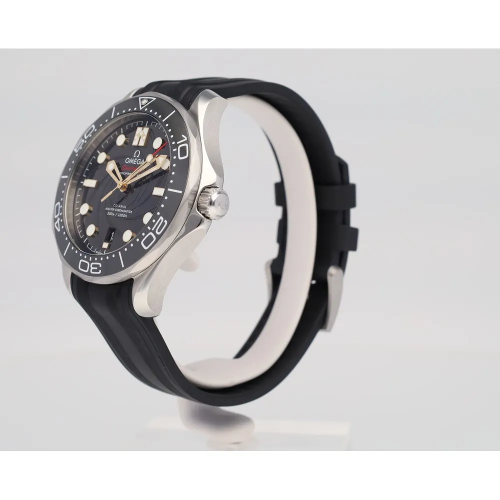 seamaster-diver-300-james-bond-edition-limitee-7007-ex_4-28378-b11ec266