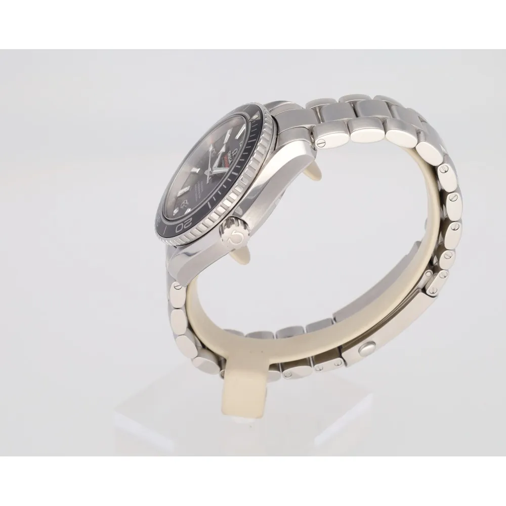 seamaster-planet-ocean-600m_4-27033-51bc555c
