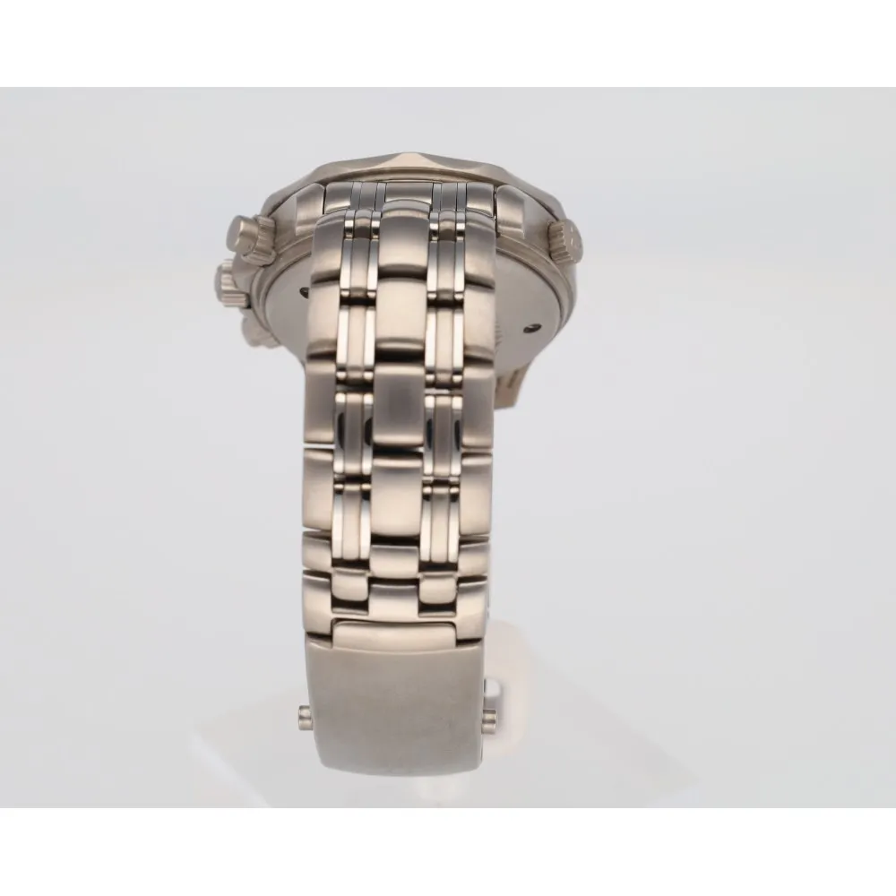 seamaster-diver-300-titane_4-28952-4c137de7